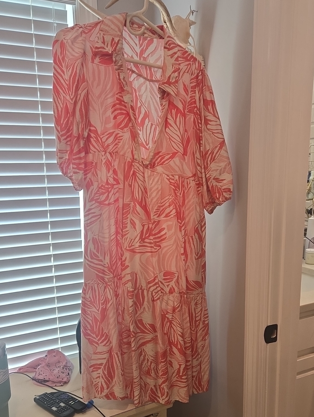 JODIFL Pink and White Leaf-Print Long Sleeve Tiered Dress